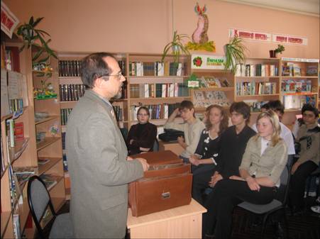 Встреча с будущими избирателями в библиотеке пос. Красногорняцкий